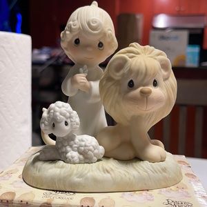 1982 Peace on Earth precious moment